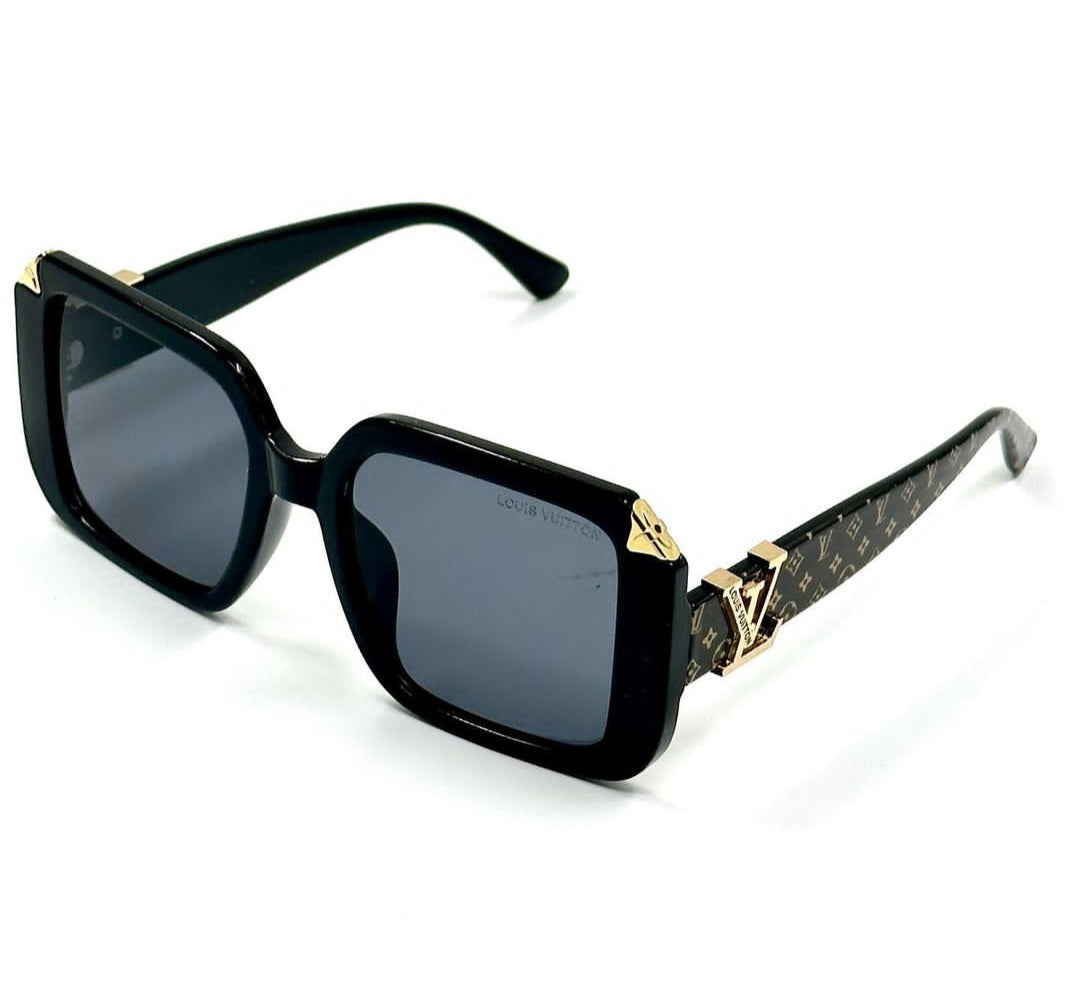 Louis Vuitton Rectangular frame